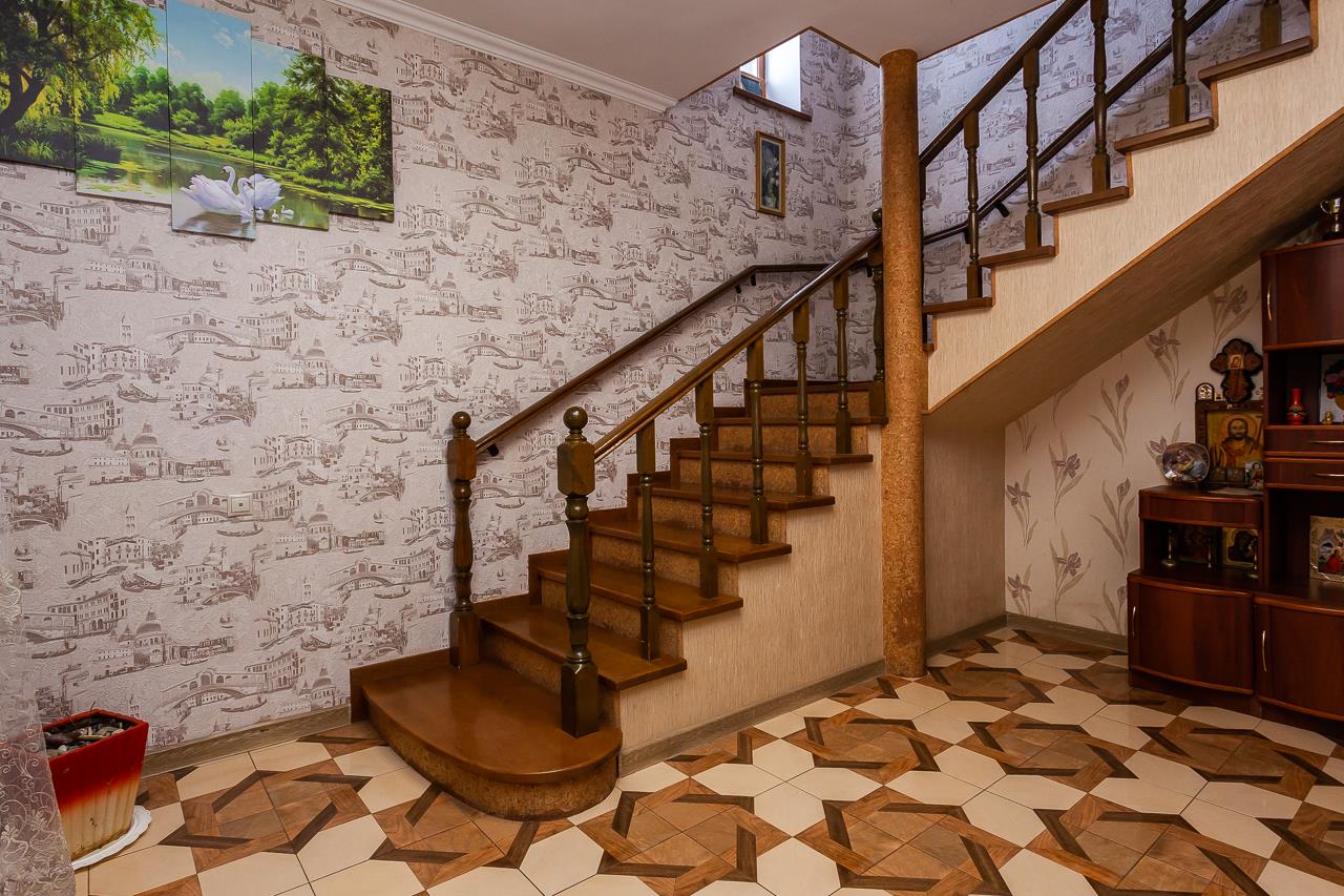 Фото №6: Дом 155 м² + 12 сот. - Железнодорожник-3, мкр. Карасунский внутригородской округ, ул. Лунная