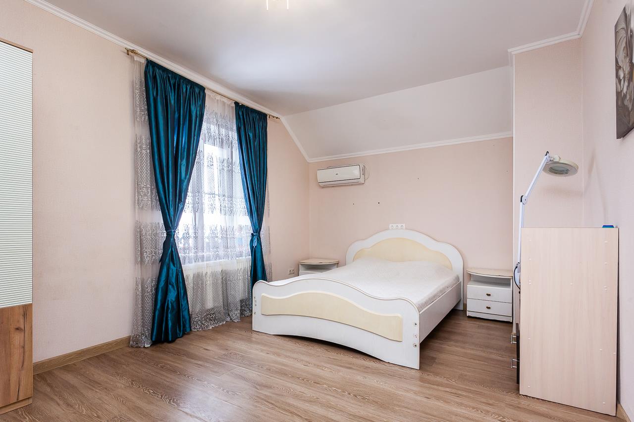 Фото №9: Дом 155 м² + 12 сот. - Железнодорожник-3, мкр. Карасунский внутригородской округ, ул. Лунная