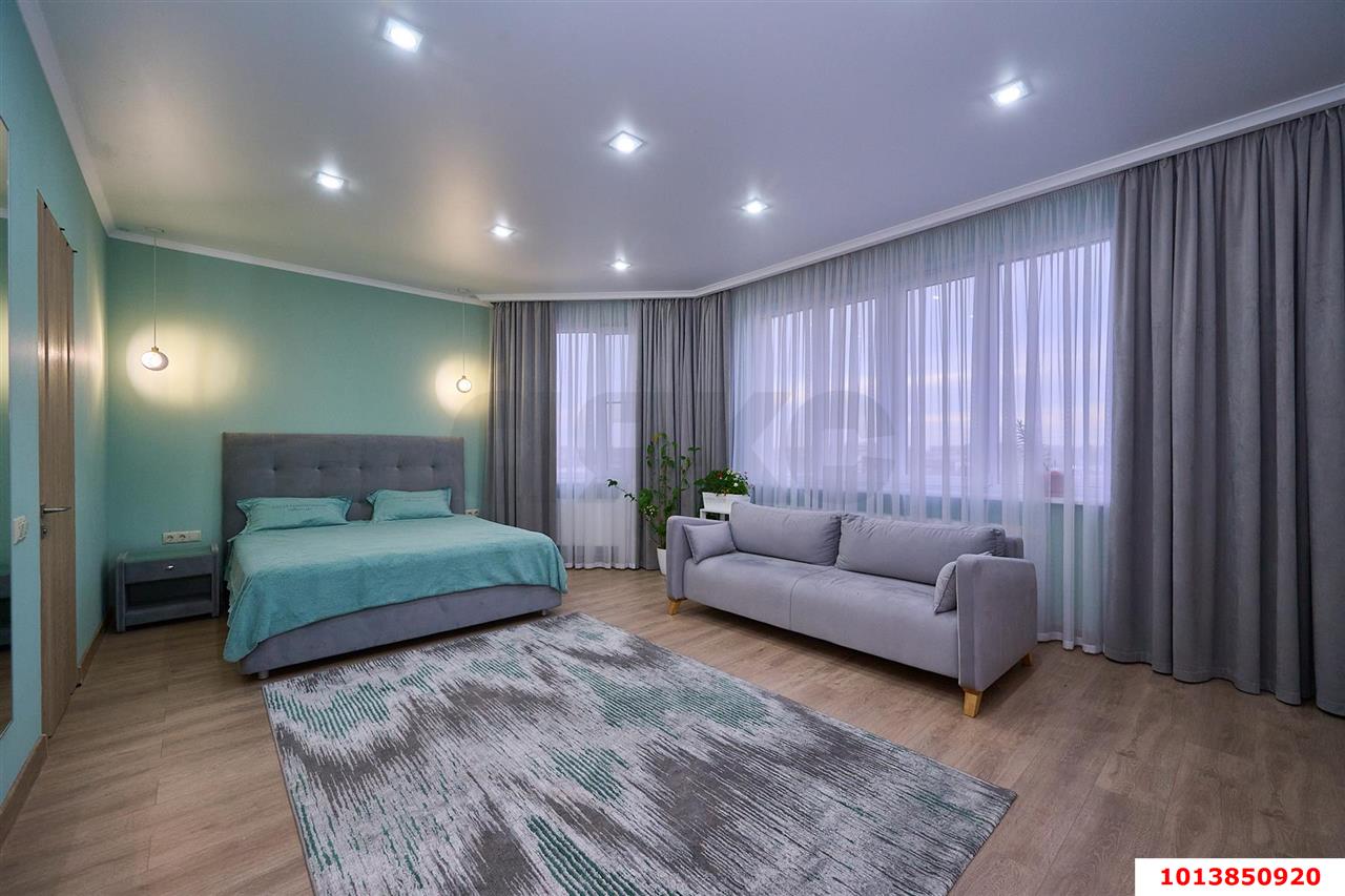 Фото №14: 4-комнатная квартира 235 м² - Краснодар, мкр. Западный внутригородской округ, ул. Шоссе Нефтяников, 63