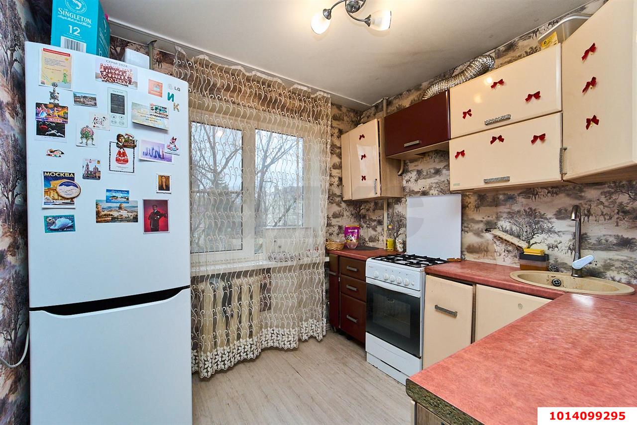 Фото №2: 3-комнатная квартира 64 м² - Краснодар, Западный внутригородской округ, ул. Красная, 147