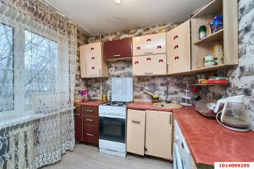 Фото №1: 3-комнатная квартира <span class="whitespace-nowrap">58 м²</span>, <span class="whitespace-nowrap">3/5 эт.</span> - Краснодар, мкр. Западный внутригородской округ, ул. Красная, 147/2
