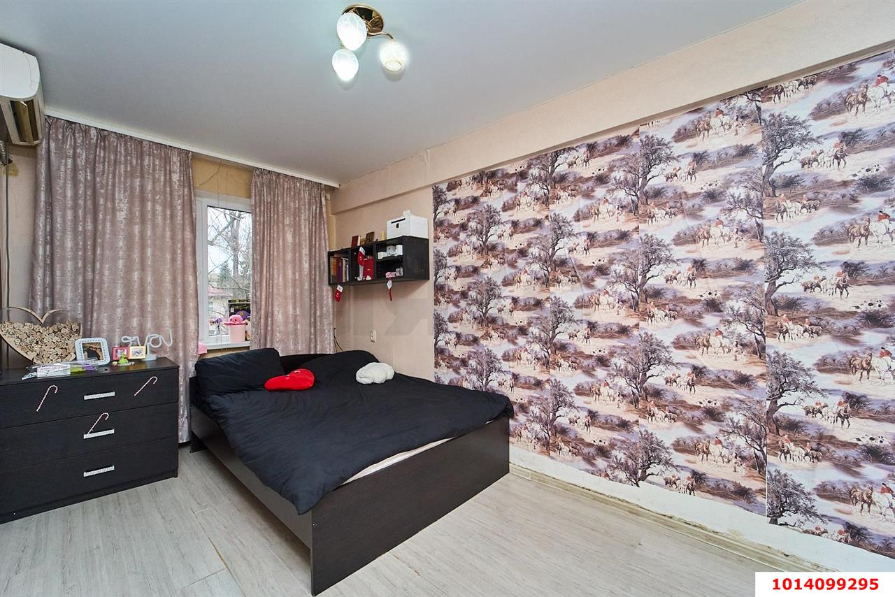 Фото №1: 3-комнатная квартира 64 м² - Краснодар, Западный внутригородской округ, ул. Красная, 147