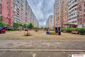 Фото №2: 1-комнатная квартира 55 м² - Краснодар, мкр. имени Маршала Жукова, ул. Александра Покрышкина, 2/2