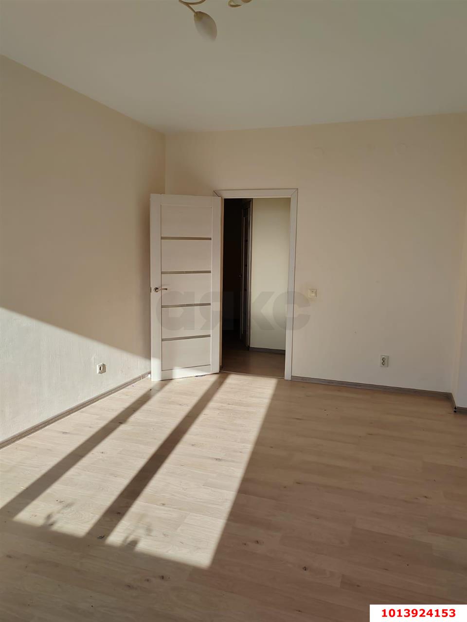 Фото №11: 1-комнатная квартира 55 м² - Краснодар, имени Маршала Жукова, ул. Александра Покрышкина, 2/2