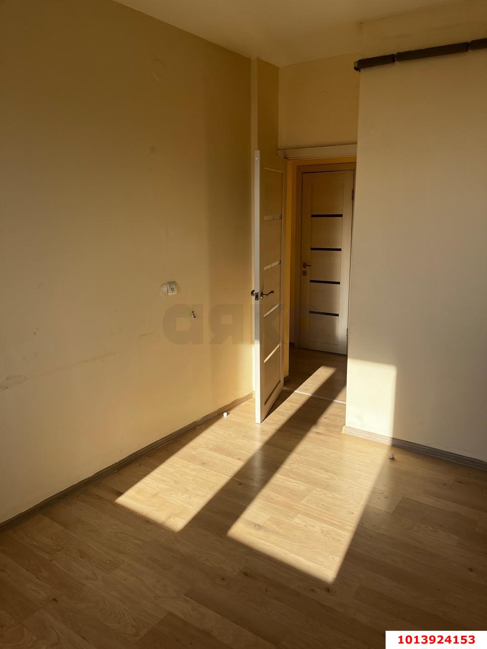 Фото №5: 1-комнатная квартира 55 м² - Краснодар, имени Маршала Жукова, ул. Александра Покрышкина, 2/2