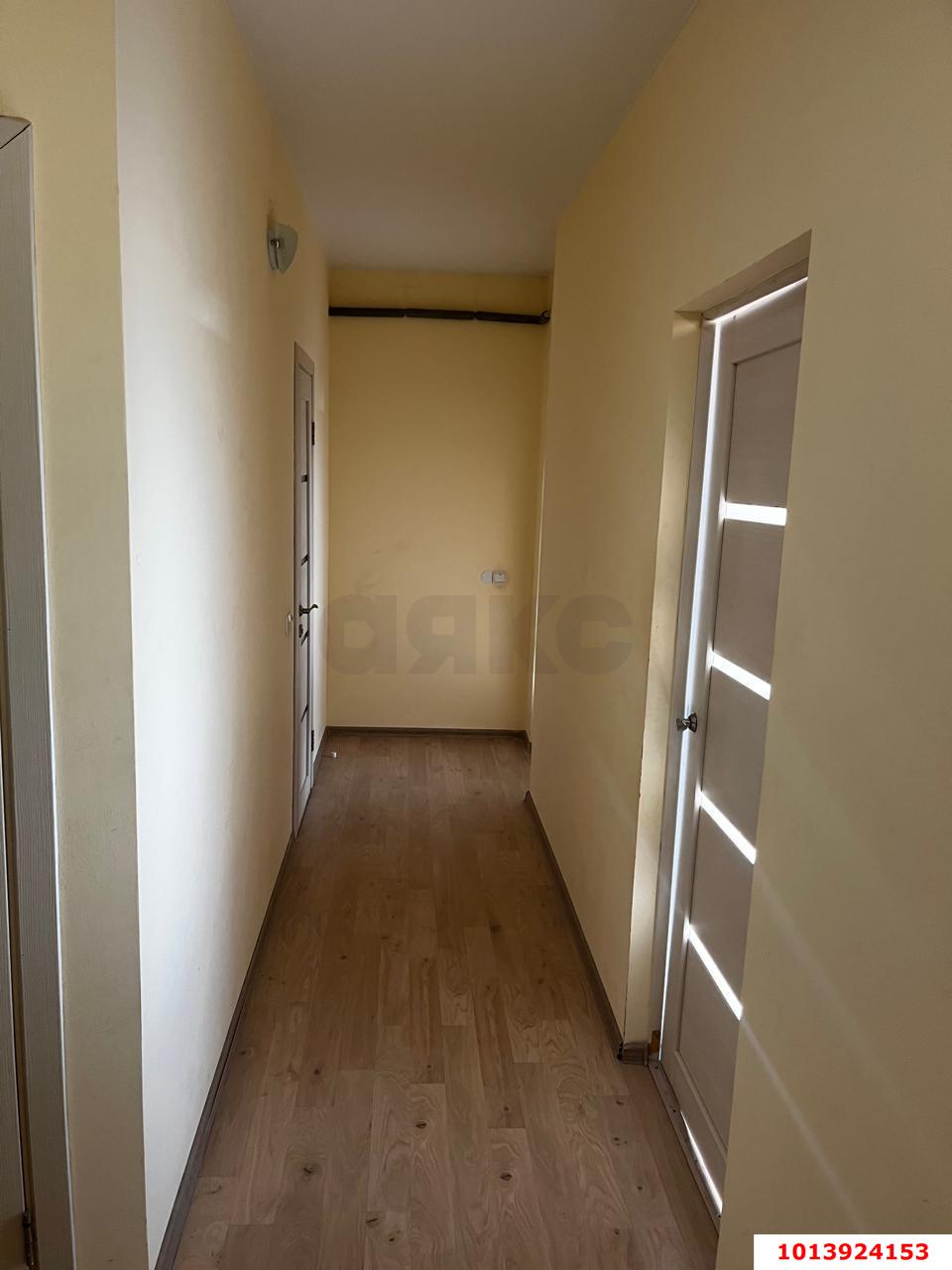 Фото №9: 1-комнатная квартира 55 м² - Краснодар, имени Маршала Жукова, ул. Александра Покрышкина, 2/2