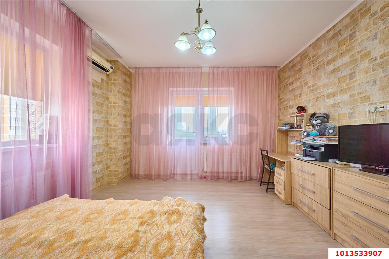 Фото №3: 2-комнатная квартира 73 м² - Краснодар, Западный внутригородской округ, ул. Кожевенная, 40