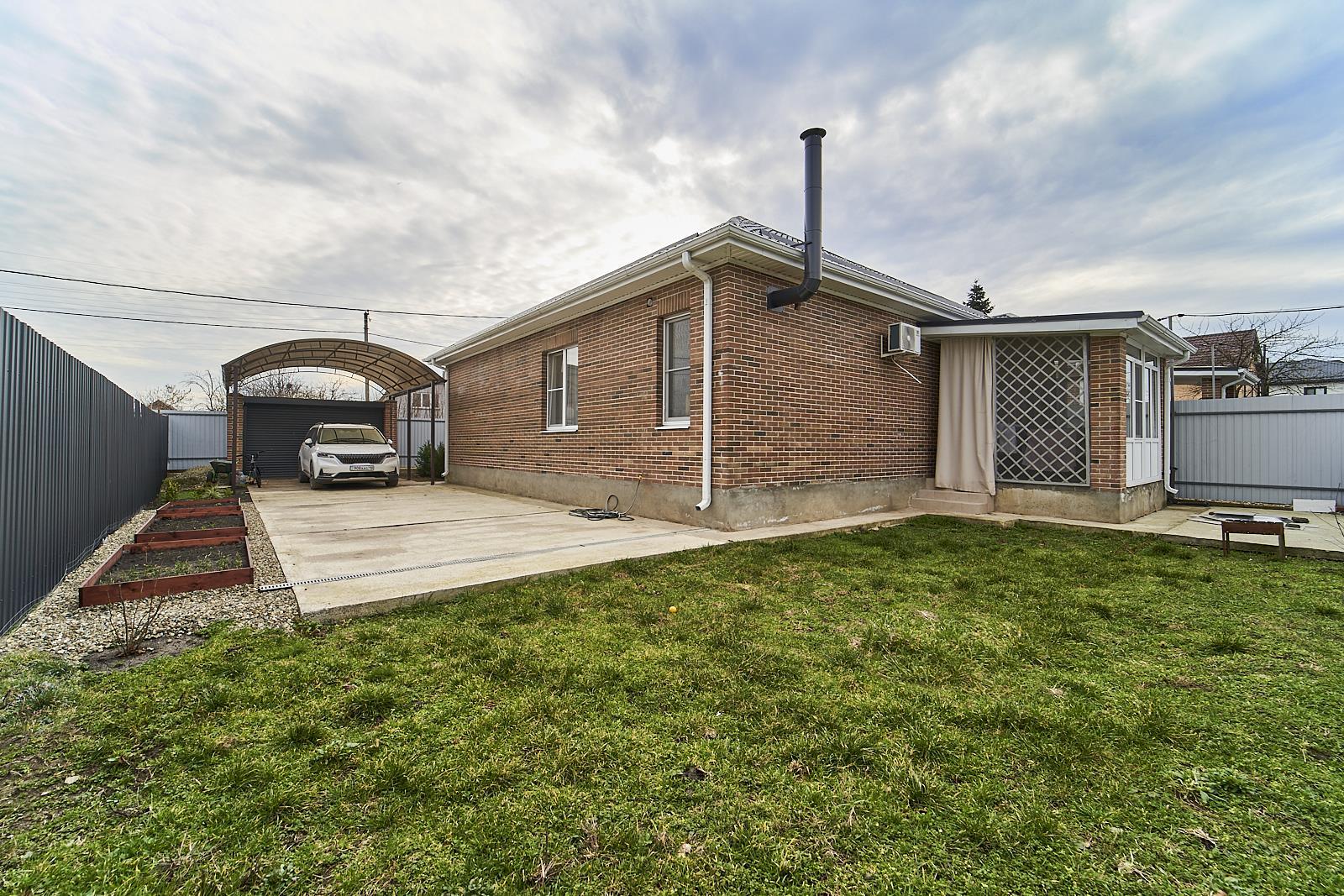 Фото №5: Дом 100 м² + 4 сот. - Краснодар, Прикубанский внутригородской округ, Сады Калинина, ст КНИИСХ, ул. Грушевая, 185