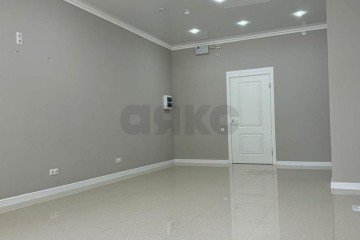Фото №5: Торговое помещение 43 м² - Краснодар, мкр. жилой комплекс Времена Года 3, ул. Цезаря Куникова, 24к1
