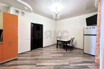 Фото №3: Таунхаус 109 м² - Российский, мкр. жилой комплекс Вилла Роз, ул. Академика Королёва, 38