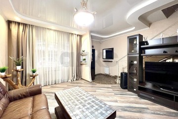 Фото №4: Таунхаус 109 м² - Российский, мкр. жилой комплекс Вилла Роз, ул. Академика Королёва, 38