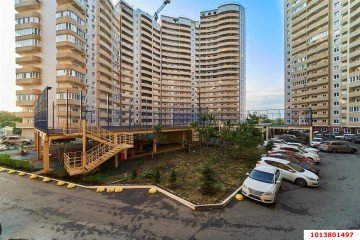 Фото №1: 1-комнатная квартира 50 м² - Краснодар, мкр. Черёмушки, ул. Вишняковой, 1/23к2