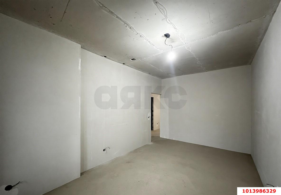 Фото №8: 3-комнатная квартира <span class="whitespace-nowrap">88 м²</span>, <span class="whitespace-nowrap">21/24 эт.</span> - Краснодар, Карасунский внутригородской округ, Черёмушки, мкр. ЖК Рекорд, ул. Новороссийская, 90/2к1