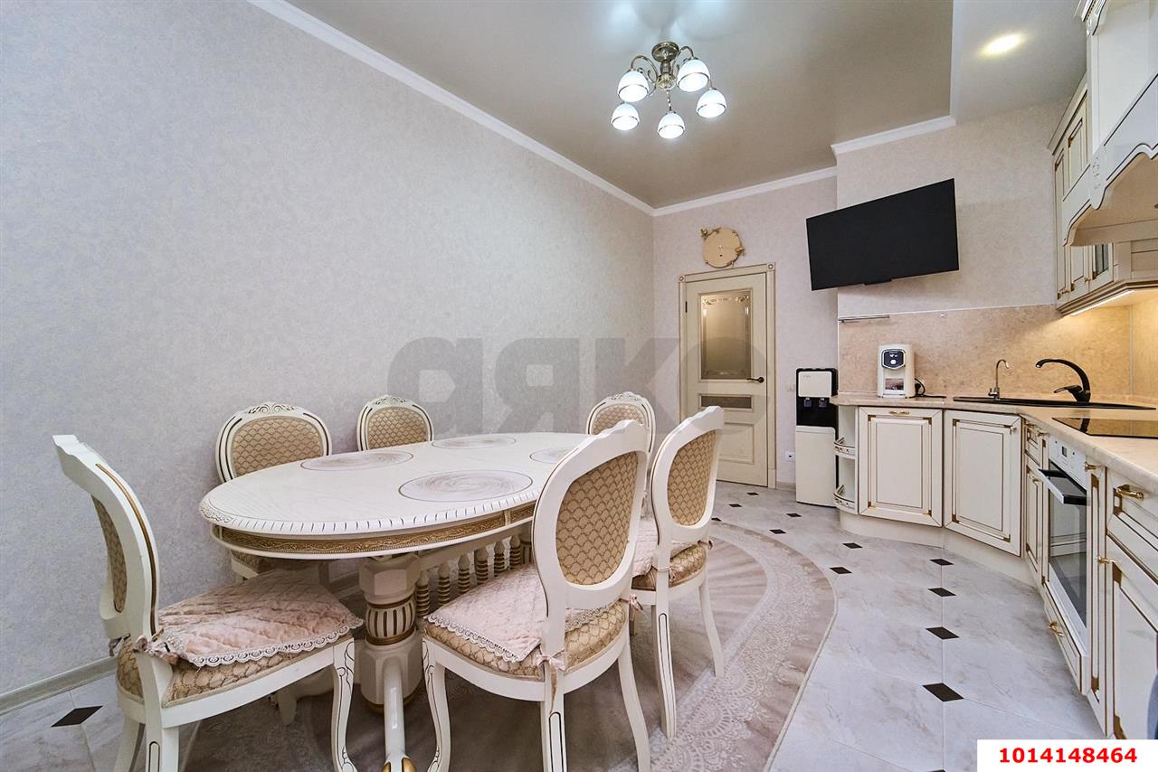 Фото №10: 2-комнатная квартира 78 м² - Краснодар, Центральный, ул. Октябрьская, 181/2