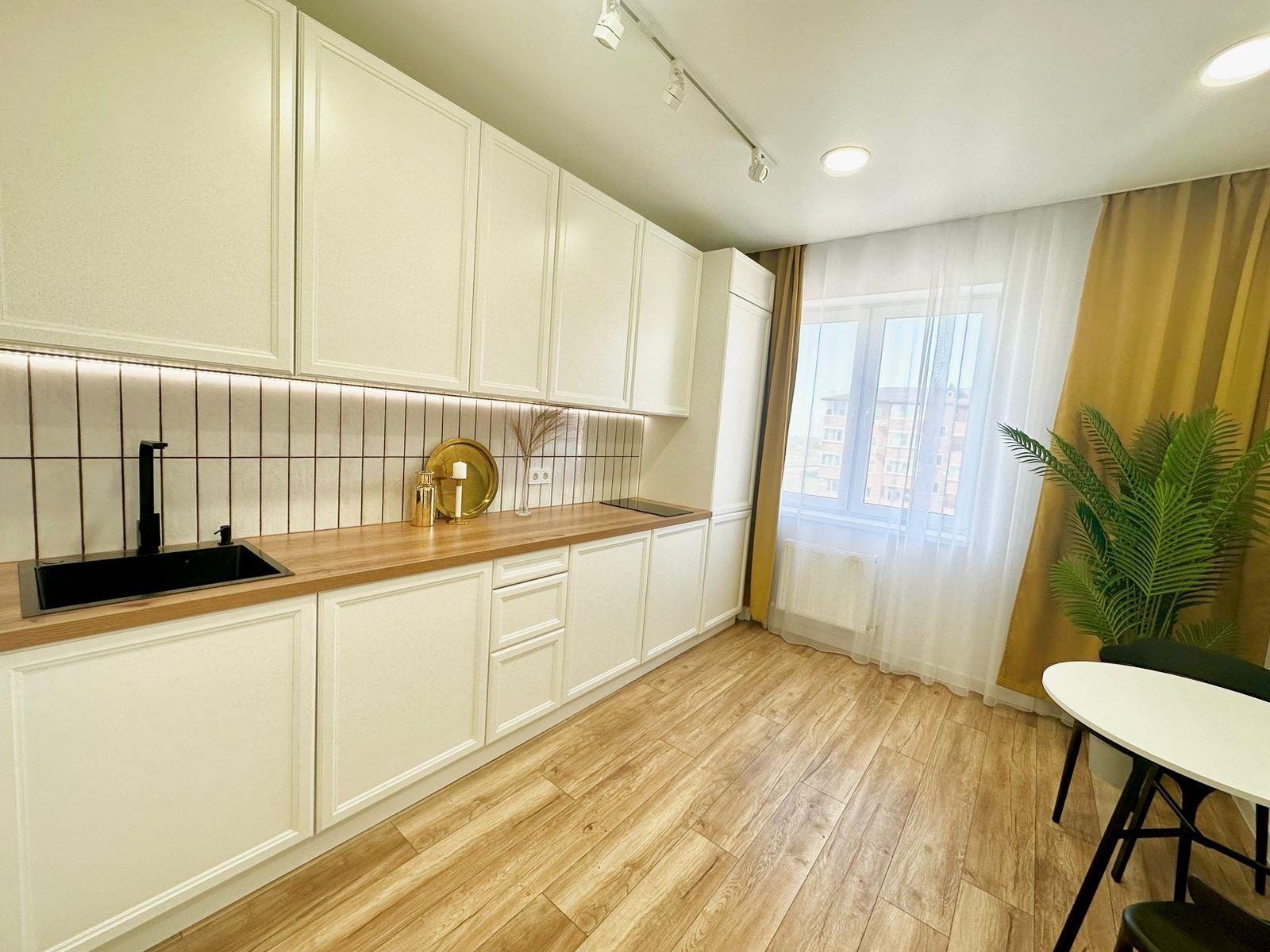 Фото №1: 1-комнатная квартира 35 м² - Новая Адыгея, мкр. жилой комплекс Мега, ул. Бжегокайская, 90/2к4