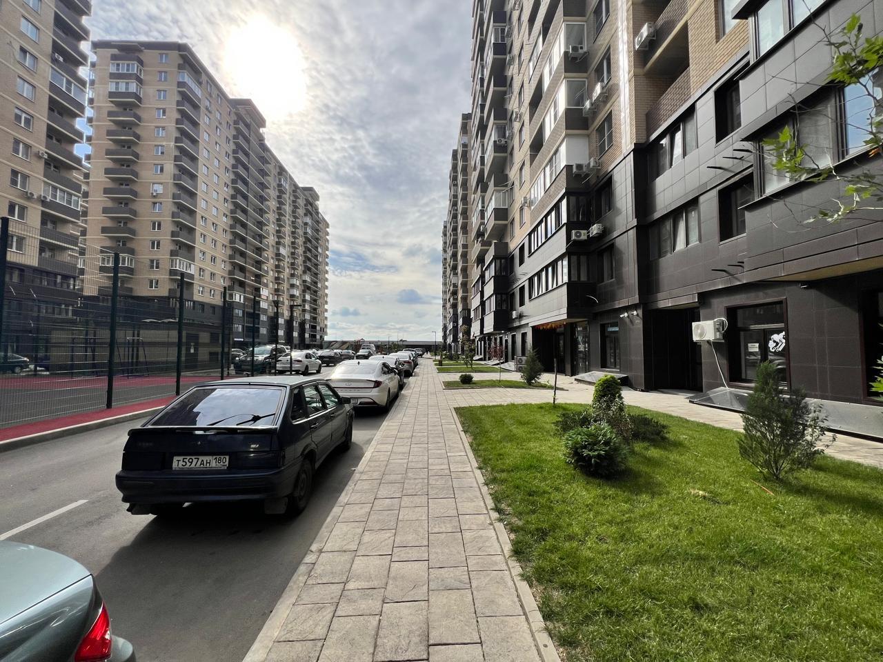 Фото №5: Коммерция 53 м² - Краснодар, Прикубанский внутригородской округ, мкр. жилой комплекс Ракурс, ул. имени Героя Ростовского, 8к7