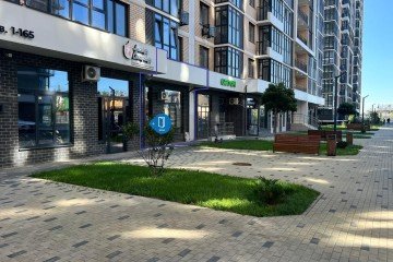 Фото №2: Торговое помещение 32 м² - Краснодар, мкр. жилой комплекс Зелёный театр, ул. Западный Обход, 39/1к2