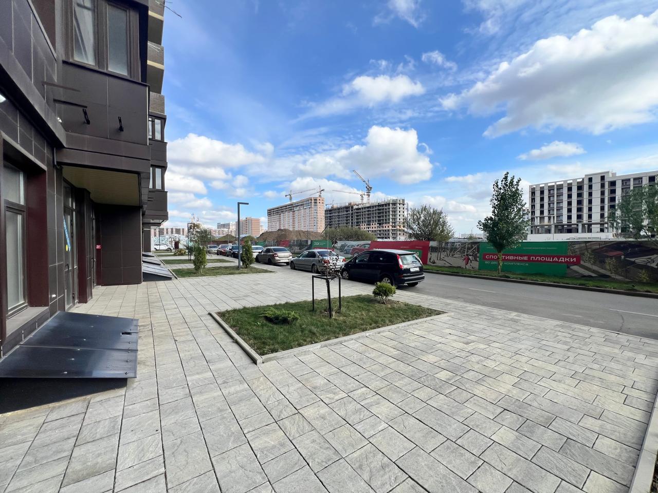 Фото №5: Коммерция 50 м² - Краснодар, Прикубанский внутригородской округ, мкр. жилой комплекс Ракурс, ул. имени Героя Ростовского, 8к1