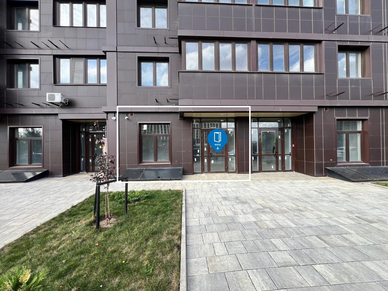 Фото №1: Коммерция 50 м² - Краснодар, Прикубанский внутригородской округ, мкр. жилой комплекс Ракурс, ул. имени Героя Ростовского, 8к1