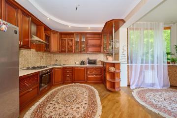 Фото №1: 2-комнатная квартира 81 м² - Краснодар, мкр. Комсомольский, ул. Сормовская, 167/1