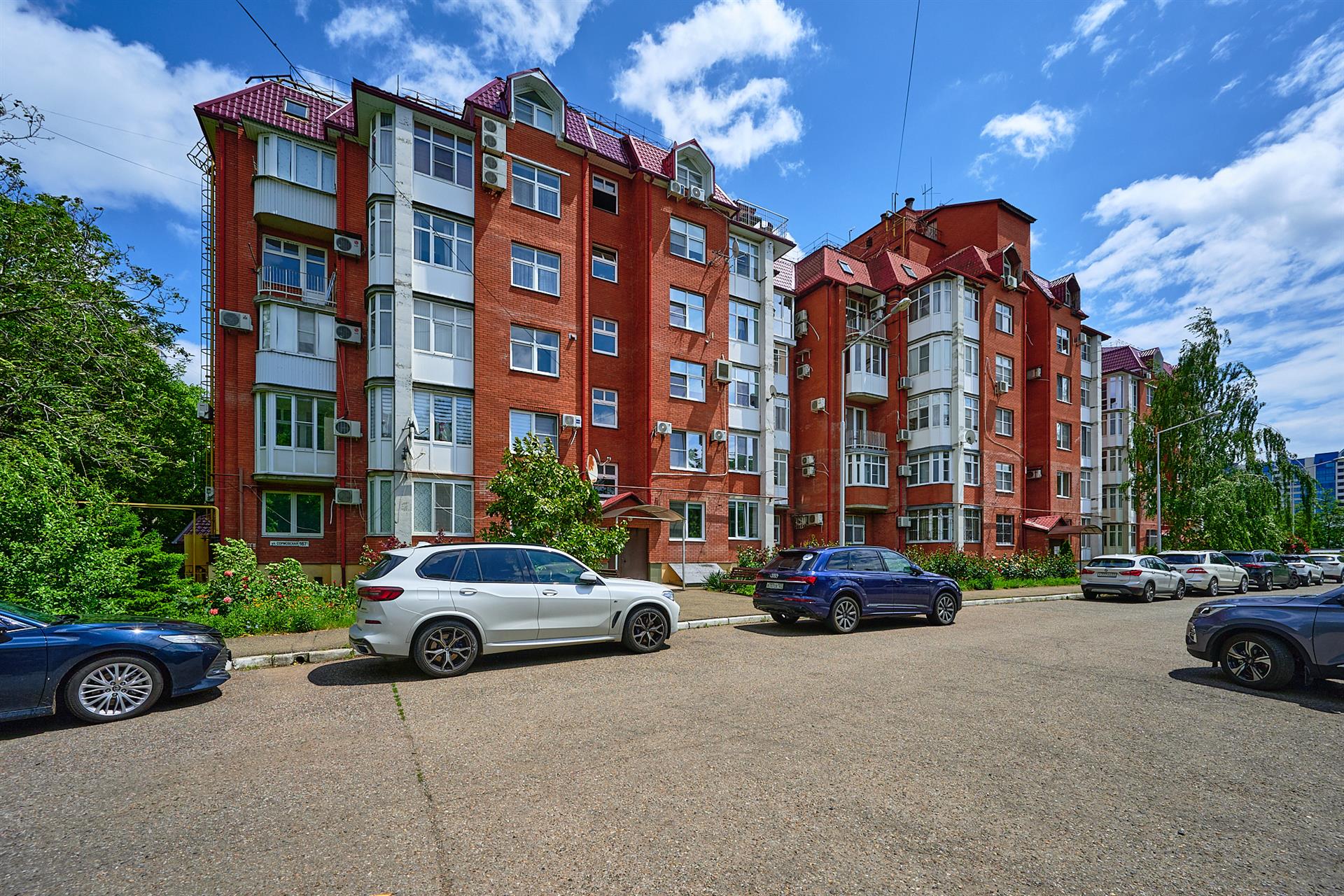 Фото №2: 2-комнатная квартира 81 м² - Краснодар, Карасунский внутригородской округ, мкр. Комсомольский, ул. Сормовская, 167/1