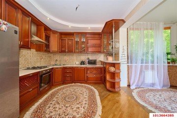 Фото №1: 2-комнатная квартира 81 м² - Краснодар, мкр. Комсомольский, ул. Сормовская, 167/1