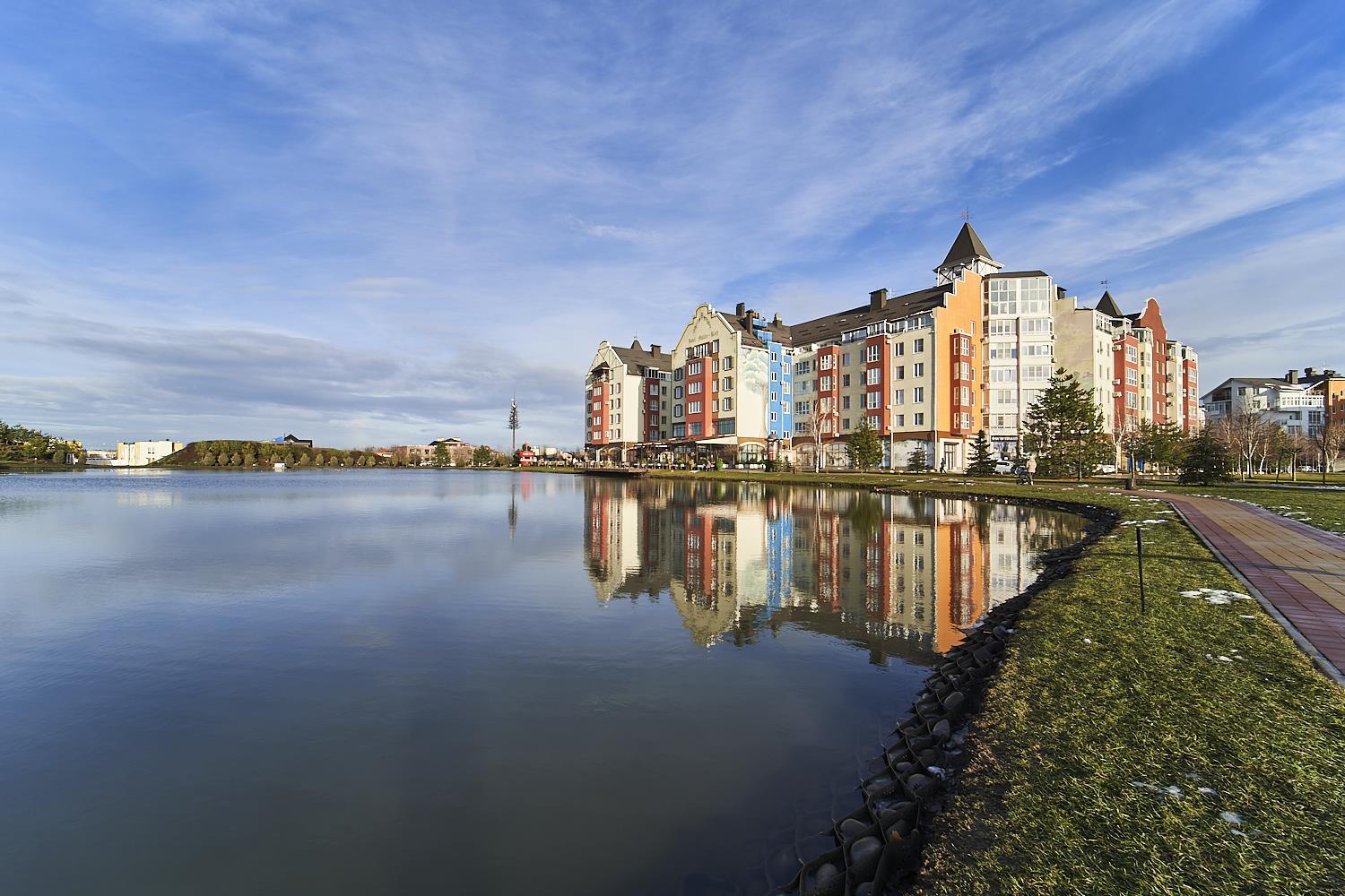 Фото №1: 3-комнатная квартира 103 м² - Краснодар, Прикубанский внутригородской округ, мкр. Немецкая Деревня, ул. Баварская, 11
