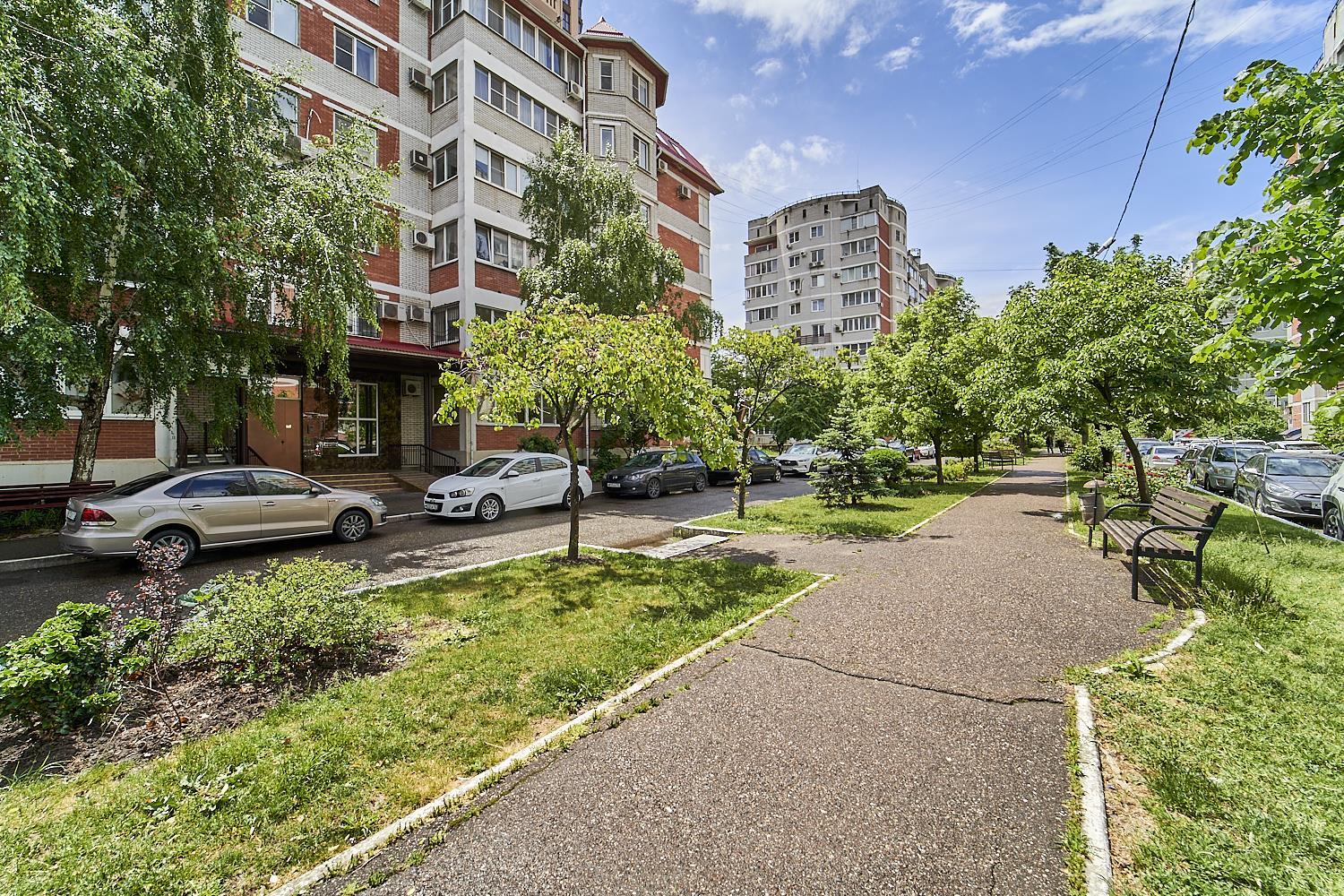 Фото №9: 2-комнатная квартира 78 м² - Краснодар, Западный внутригородской округ, мкр. Фестивальный, ул. Гаражная, 81/2