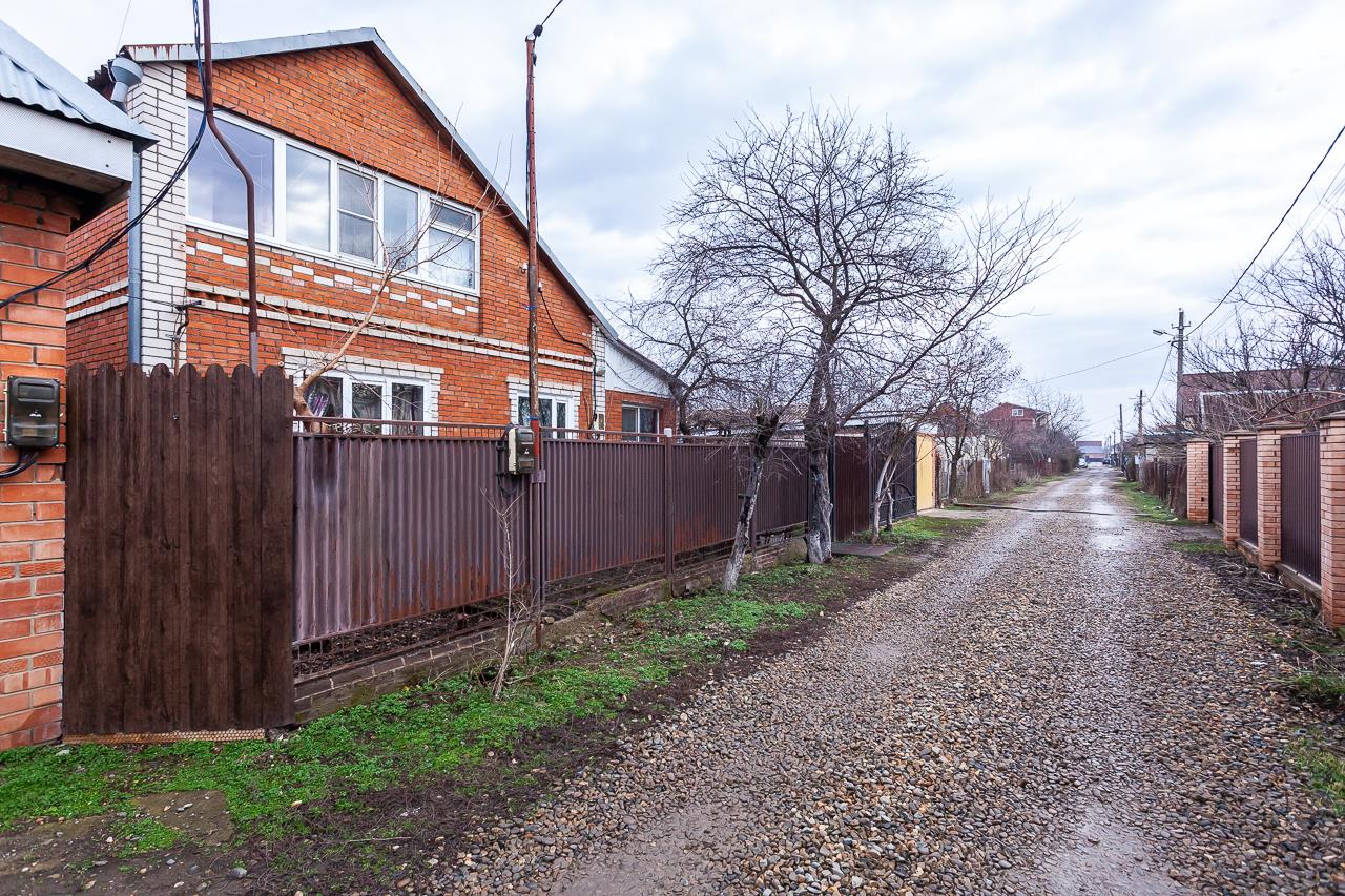 Фото №1: Дом 138 м² + 6 сот. - Краснодар, ул. Центральная, 31