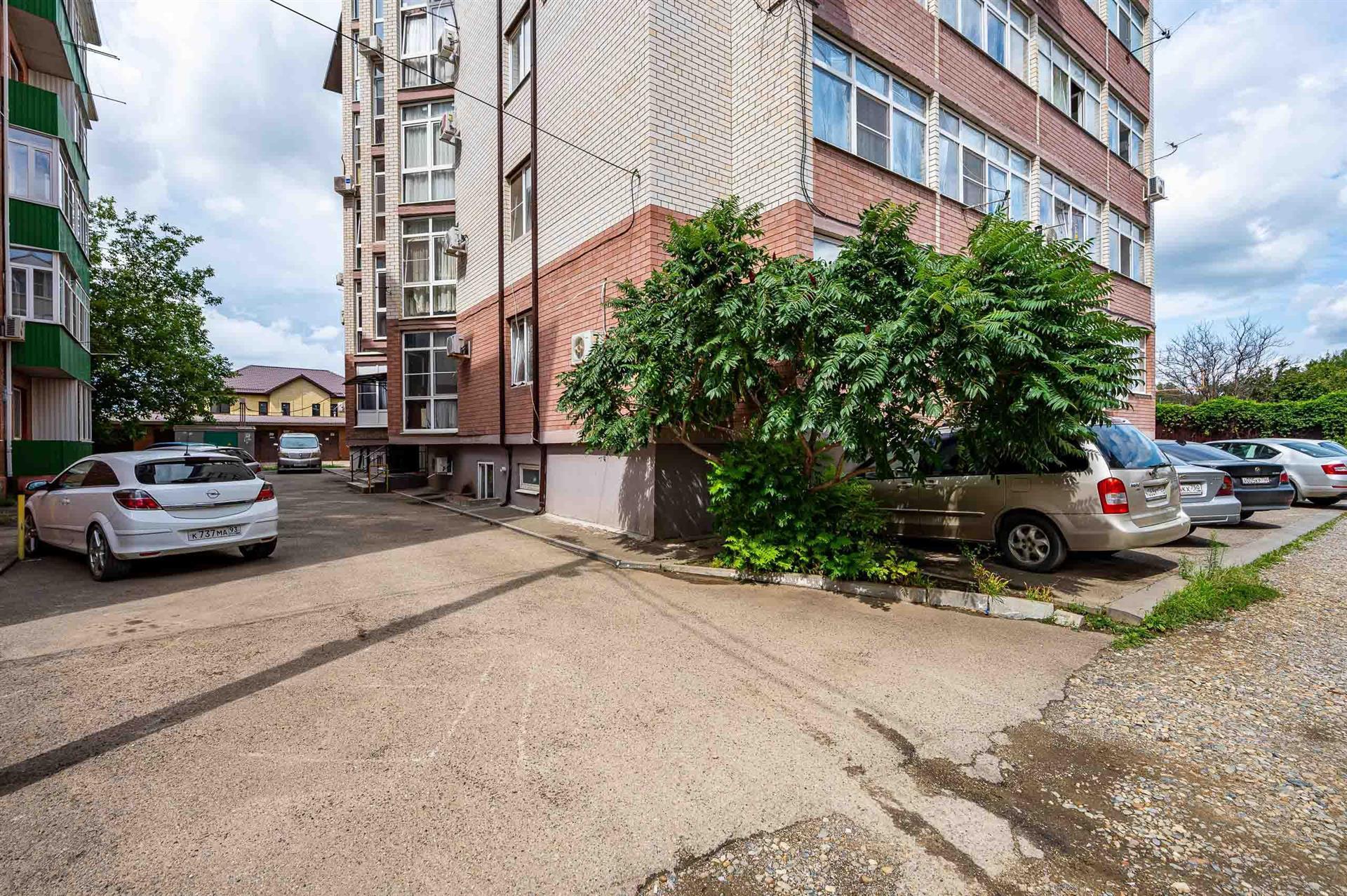 Фото №1: 1-комнатная квартира 39 м² - Российский, мкр. Прикубанский внутригородской округ, пр-д Тверской, 5