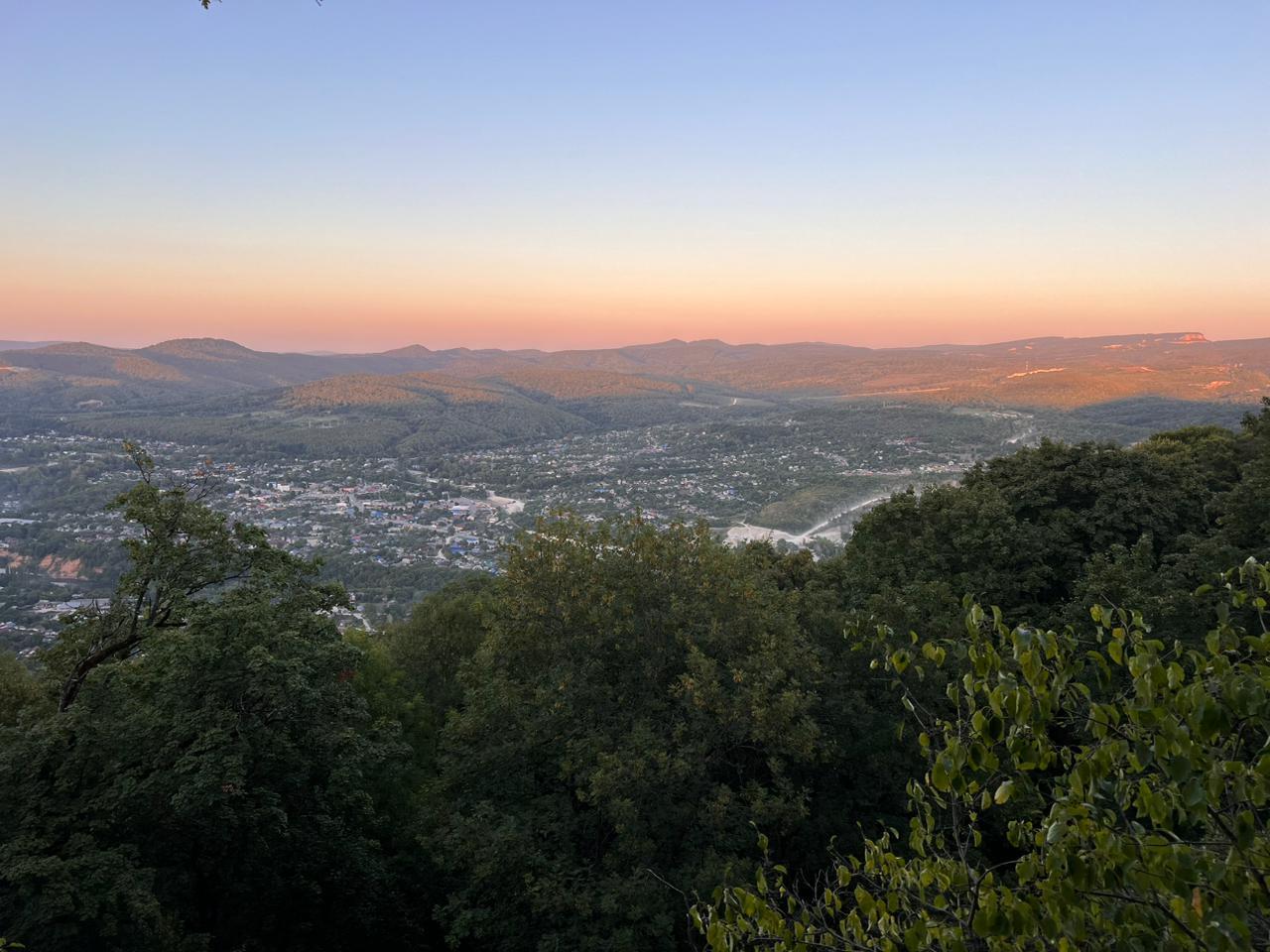 Фото №10: Коммерция 30 м² - Даховская, Прикубанский внутригородской округ, жилой комплекс Западный Город, Восточный, Западный внутригородской округ, Фестивальный, Карасунский внутригородской округ, Гидростроителей, Славянский, мкр. Светлоград, ул. Советская, 20