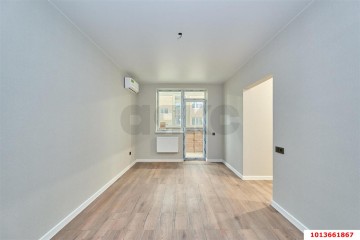 Фото №1: 1-комнатная квартира 35 м² - Краснодар, мкр. жилой комплекс Лучезарный, ул. Московская, 158/3