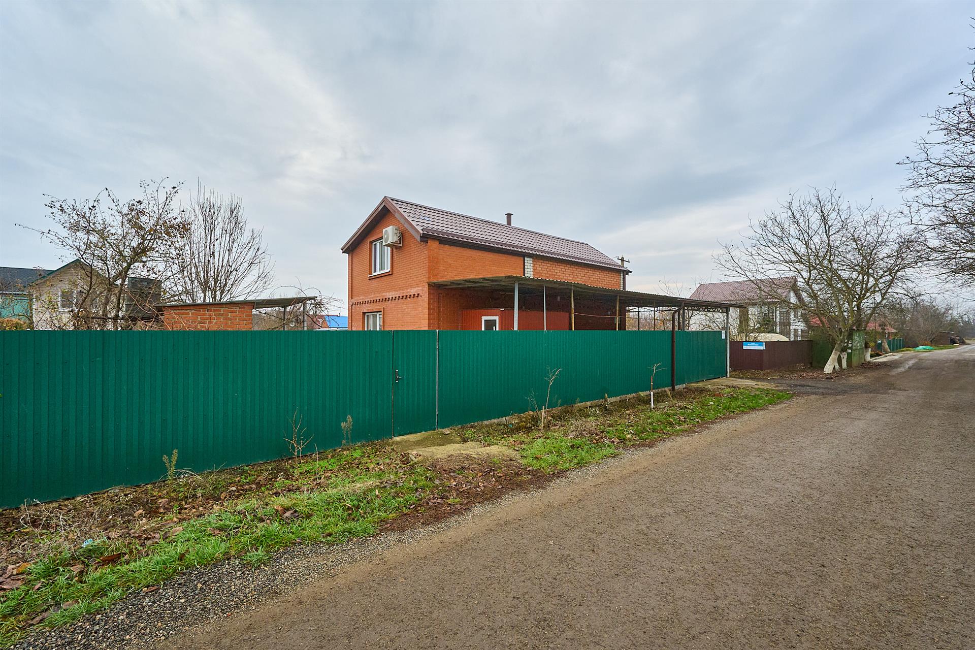 Фото №2: Дом 100 м² + 8 сот. - Кубанская Нива-2, мкр. Прикубанский внутригородской округ, ул. Вишнёвая, 491А