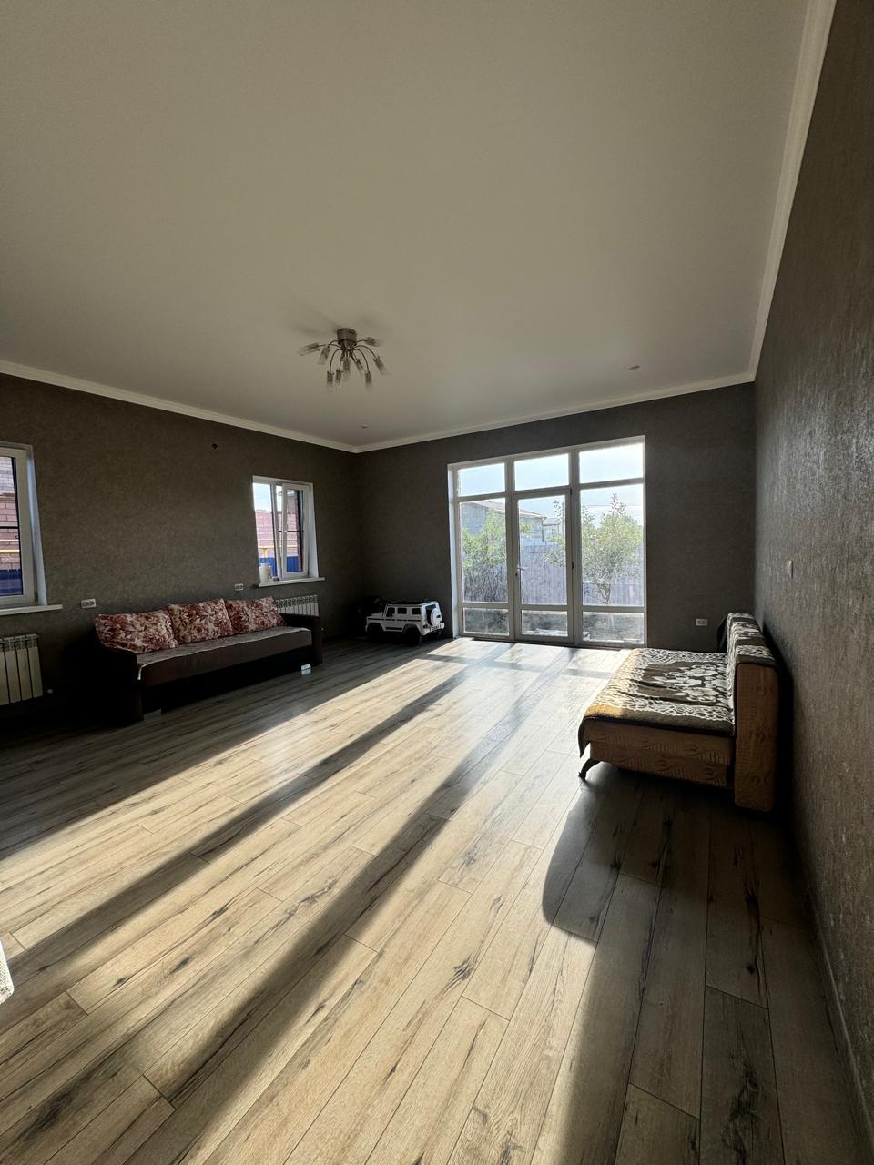 Фото №2: Дом 217 м² + 5 сот. - СНТ Радуга, ул. Малиновая, 441