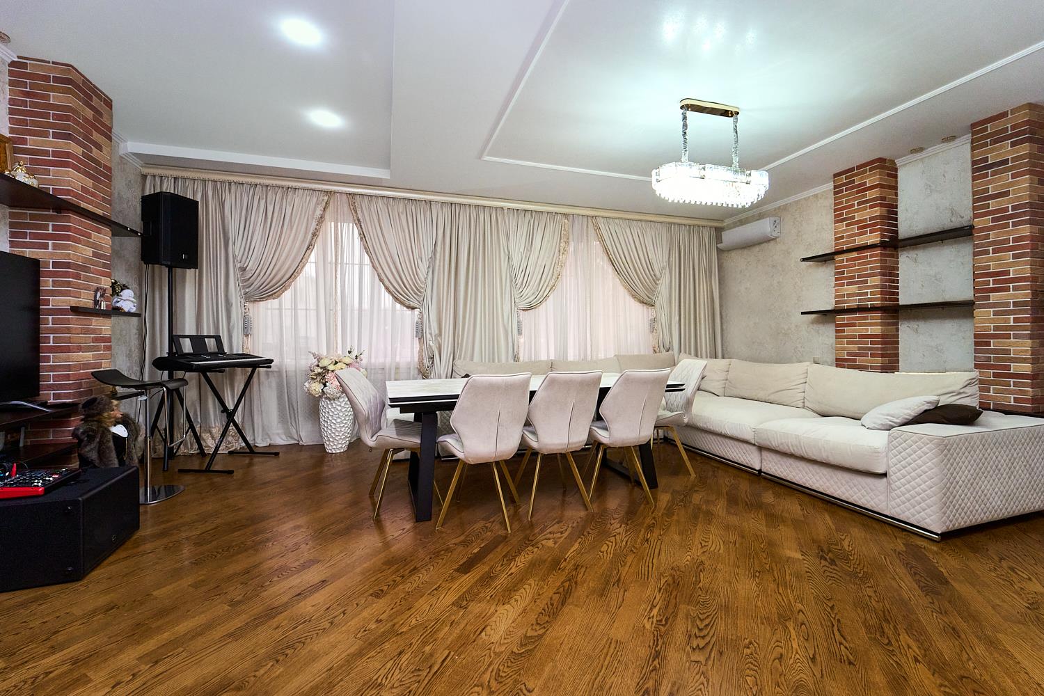 Фото №8: Дом 313 м² + 7.87 сот. - Краснодар, Прикубанский внутригородской округ, мкр. Музыкальный, ул. Дементия Красюка, 11