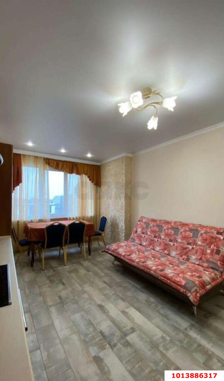 Фото №1: 1-комнатная квартира 51 м² - Краснодар, ул. Березанская, 88/2