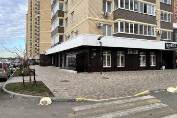 Фото №2: Торговое помещение 106 м² - Краснодар, мкр. жилой комплекс Свобода, 