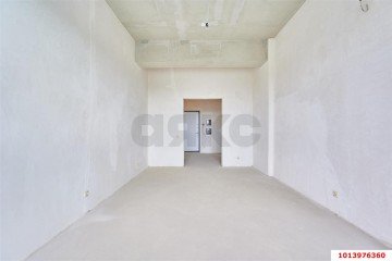 Фото №5: 2-комнатная квартира 80 м² - Краснодар, мкр. жилой комплекс Девелопмент Плаза, ул. имени 40-летия Победы, 33Г