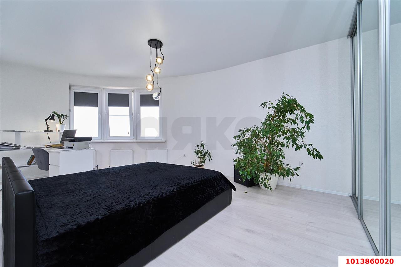 Фото №3: 3-комнатная квартира 85 м² - Краснодар, Карасунский внутригородской округ, Хлопчато-бумажный Комбинат, мкр. жилой комплекс Аквамарин, ул. Уральская, 75к1