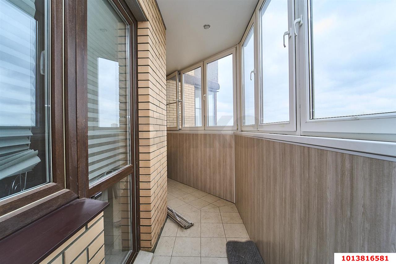 Фото №10: 2-комнатная квартира 74 м² - Краснодар, Центральный, ул. Октябрьская, 181/2