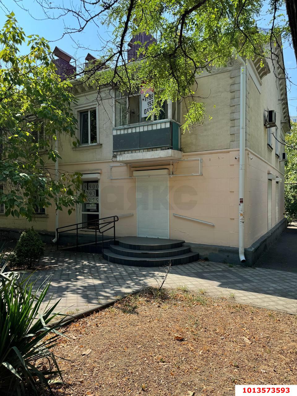 Фото №1: 3-комнатная квартира 63 м² - Краснодар, мкр. Западный внутригородской округ, ул. Красная, 165/3