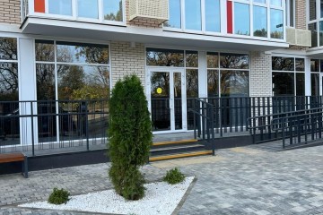 Фото №2: Торговое помещение 83 м² - Краснодар, мкр. ЖК Абрикосово, ул. имени Героя Георгия Бочарникова, 4к2