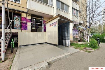 Фото №4: Торговое помещение 10 м² - Краснодар, мкр. Московский, ул. Карякина, 18