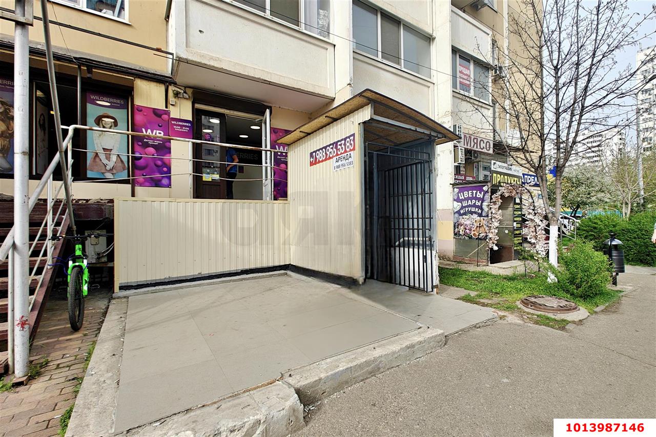 Фото №4: Торговое помещение 10 м² - Краснодар, Московский, ул. Карякина, 18