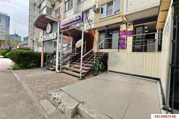 Фото №5: Торговое помещение 10 м² - Краснодар, мкр. Московский, ул. Карякина, 18
