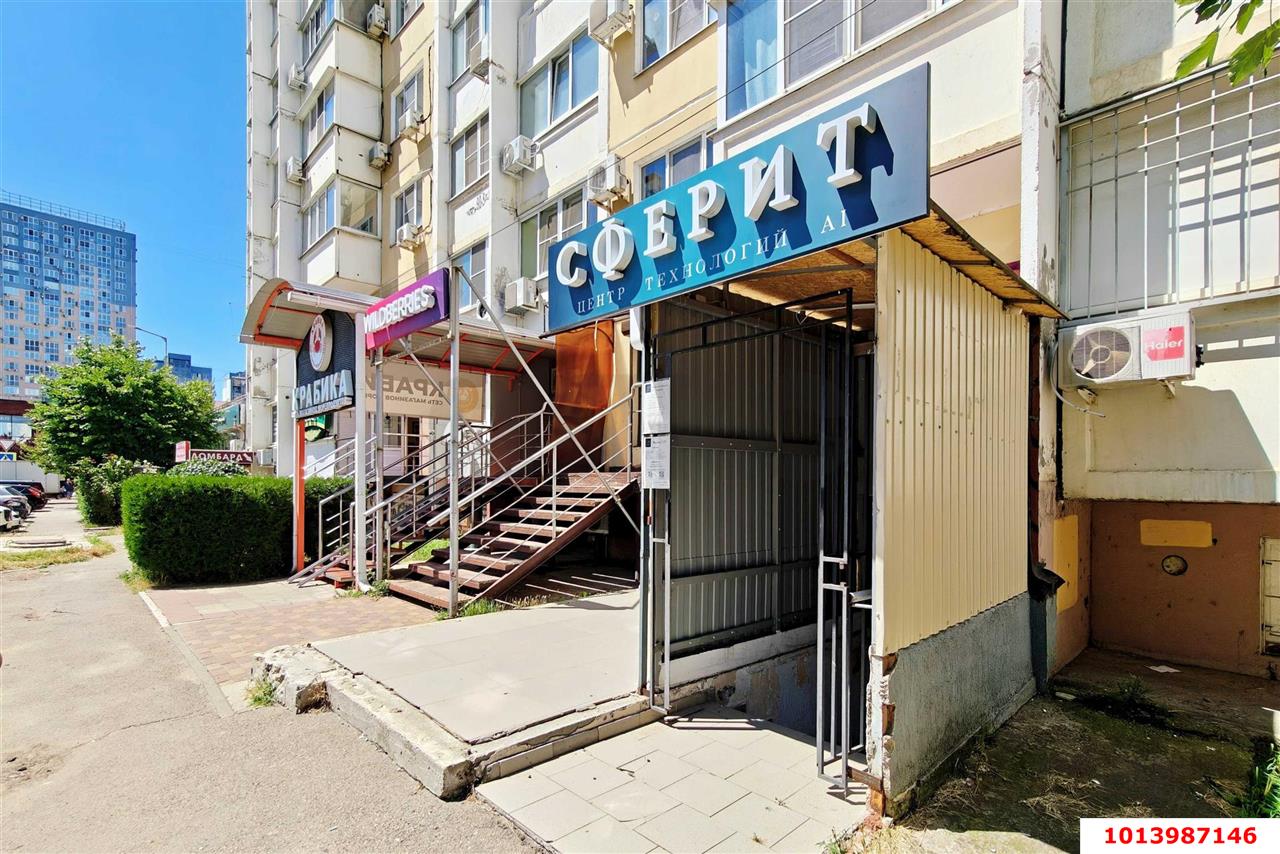 Фото №3: Торговое помещение <span class="whitespace-nowrap">40 м²</span>, <span class="whitespace-nowrap">16 эт.</span> - Краснодар, Прикубанский внутригородской округ, мкр. Московский, ул. Карякина, 18
