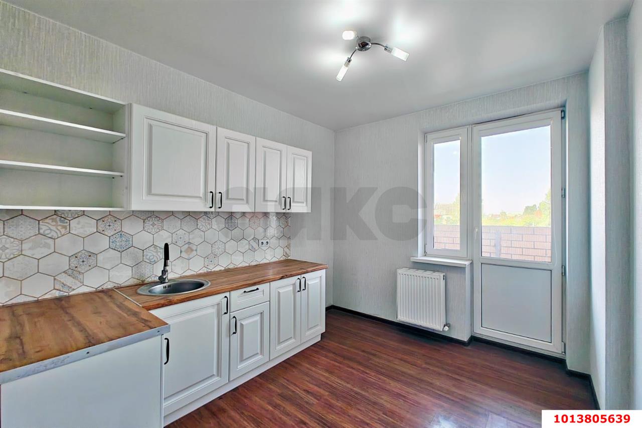 Фото №1: 1-комнатная квартира 38 м² - Краснодар, Прикубанский внутригородской округ, ул. Тепличная, 62/1