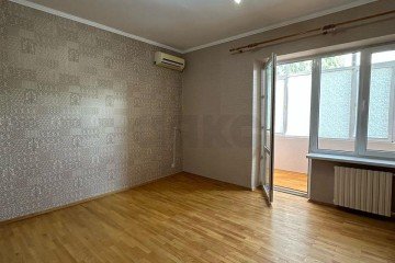 Фото №2: 1-комнатная квартира 49 м² - Краснодар, мкр. Музыкальный, ул. Аксайская, 42
