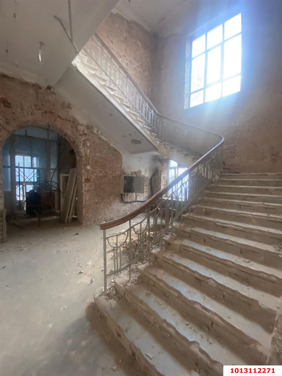 Фото №8: Отдельное здание 1337 м² - Краснодар, Западный внутригородской округ, ул. Красная, 105