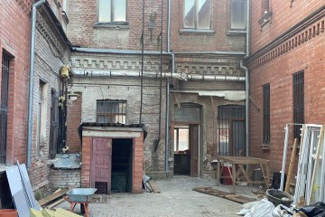 Фото №4: Отдельное здание 1337 м² - Краснодар, мкр. Западный внутригородской округ, ул. Красная, 105